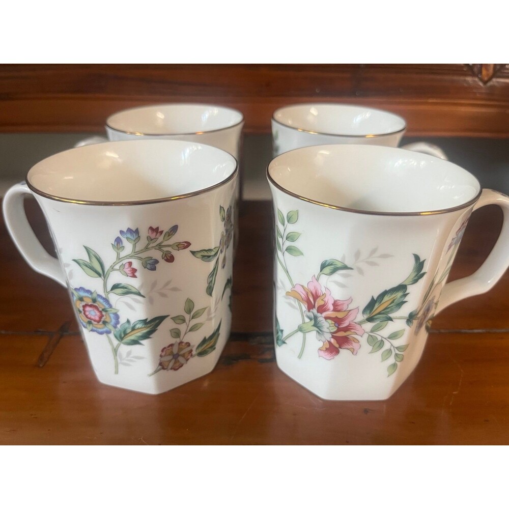 Set of 4 Andrea by Sadek Buckingham Pattern Coffee Cups
